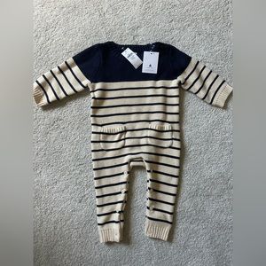 NWT gap Baby Brannan Stripe One-Piece navy 6-12 months